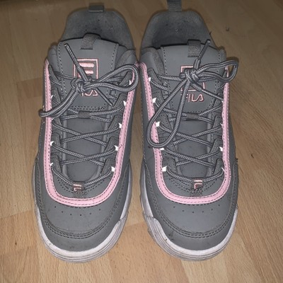 fila trainers grey and pink