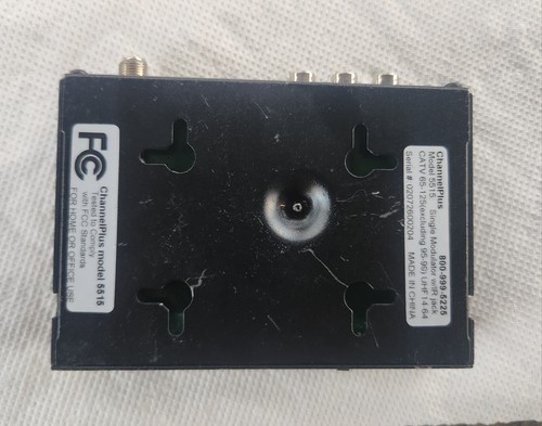Channel Plus single modulator Model 5515 - Picture 2 of 3
