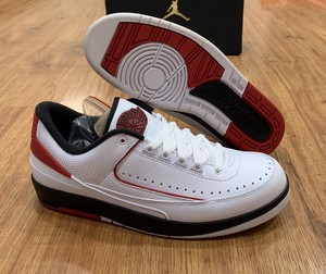 nike air jordan 2 retro low chicago