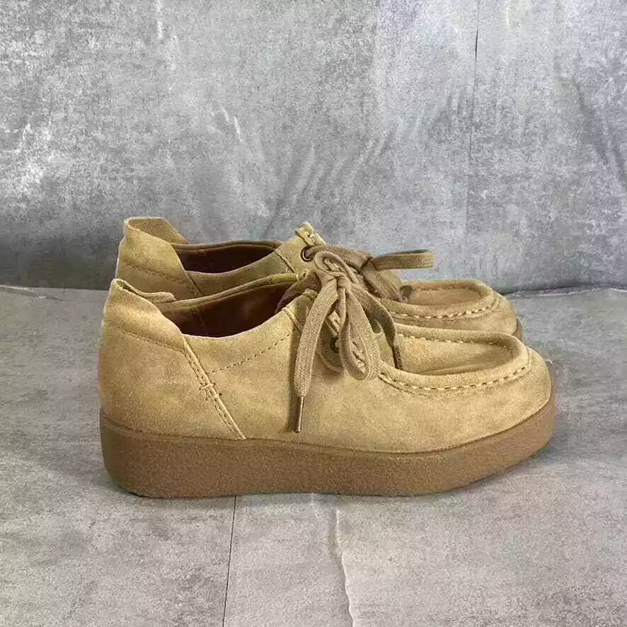 Square store toe sneakers
