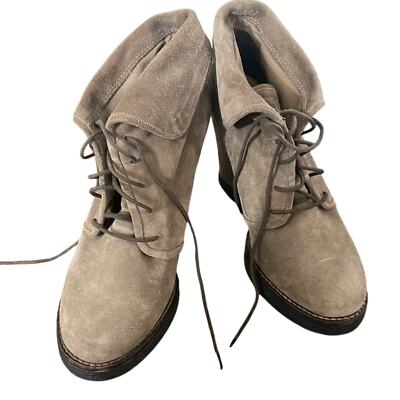 United Colors of Benetton Tan Suede Booties Size US, 39 EU, Small  Blemish