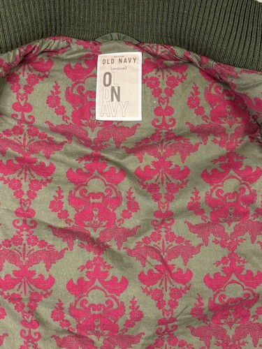Old Navy Puffer Vest Women’s Medium Zip Up Snap Up Green Striped Fall 2006 - Picture 15 of 15
