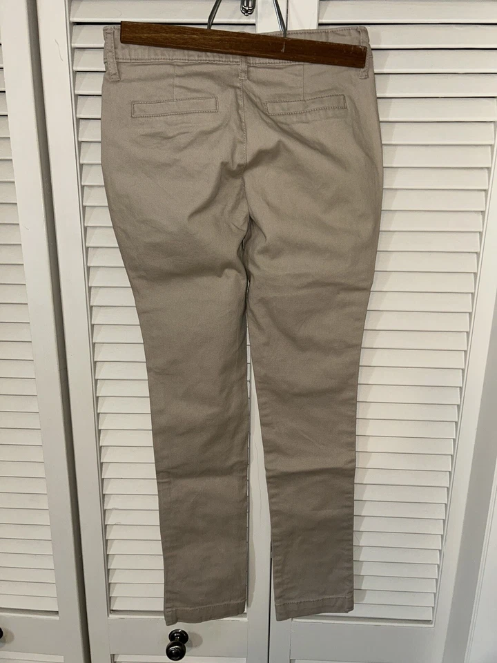 ANTIGUO UNIFORME ESCOLAR AZUL MARINO TOSTADO CAQUI PANTALONES AJUSTADO NIÑAS 12 DELGADO ENVÍO GRATUITO Foto 2 de 4