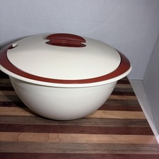 Tupperware Vintage Heat N Serve 3 Piece Set 4...