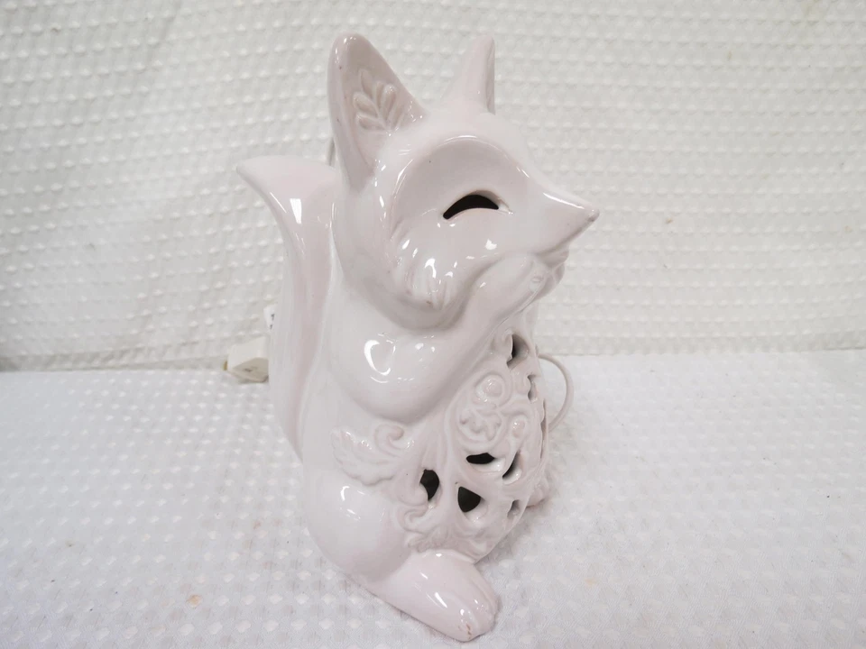 Lámpara de luz nocturna de zorro de cerámica blanca esmaltada eléctrica estatuilla recortada de mesa Foto 3 de 4