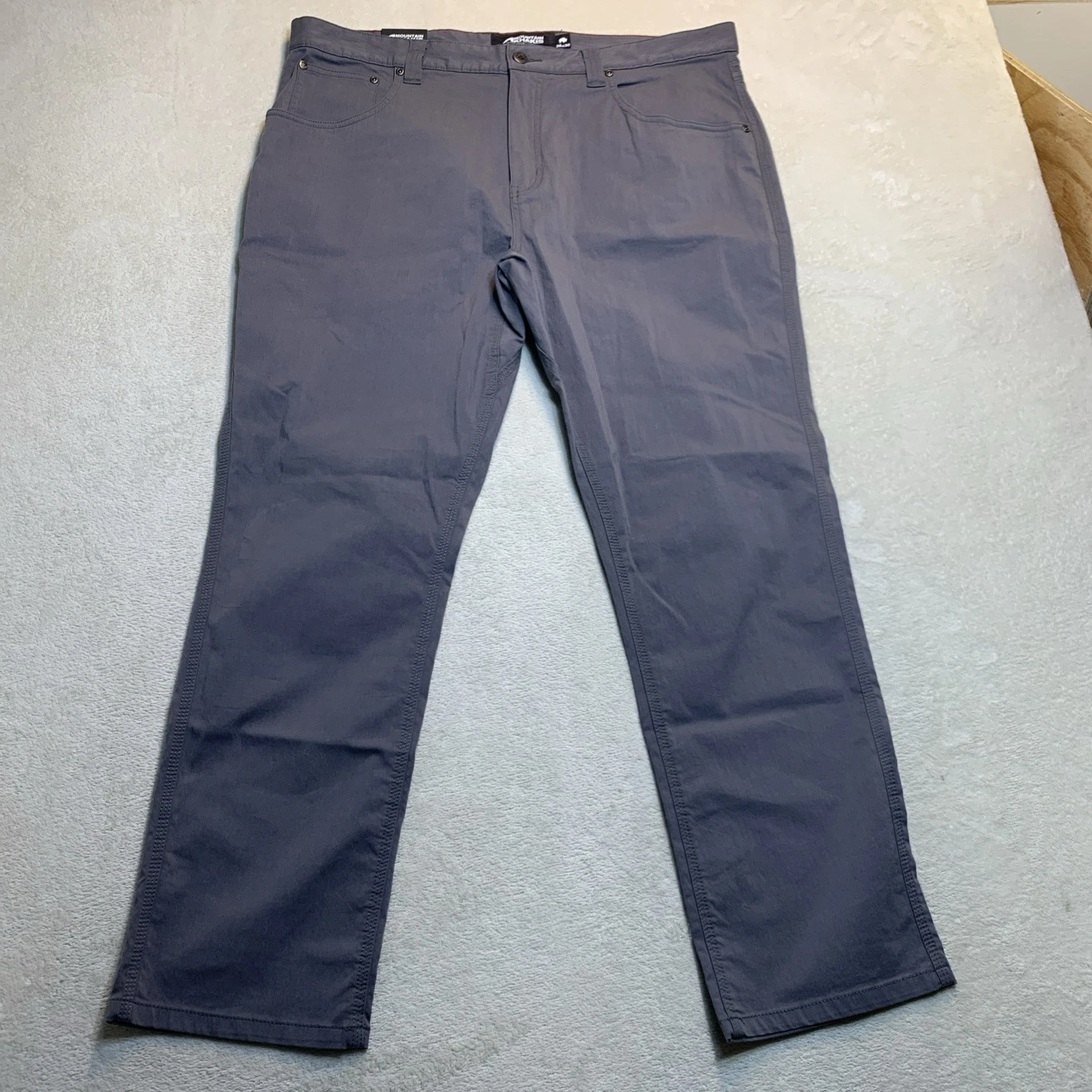 NWT Mountain Khakis Pants Larimer Mens 38x30 Cotton Nylon Stretch Outdoor