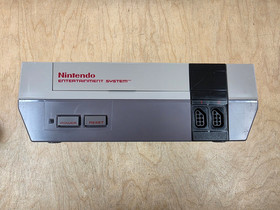 Nintendo NES Control Deck Console In Box Good Condition TESTED