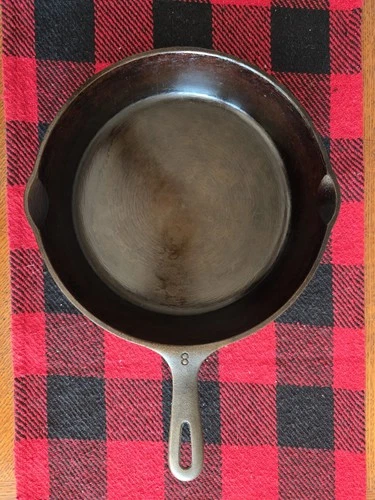 Vintage Wagner Ware #8 Cast Iron Skillet 10 1/2 Inch Made In USA