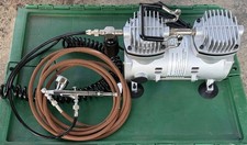 Iwata HP-C Plus Airbrush Kit w/ Sparmax Compr...