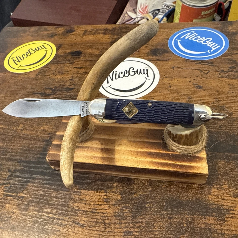 Camillus USA New York Cub Scouts Utility Knife Blue Handles pre 1989 vintage  - Image 2 of 4