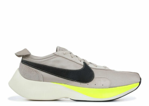 nike moon racer volt