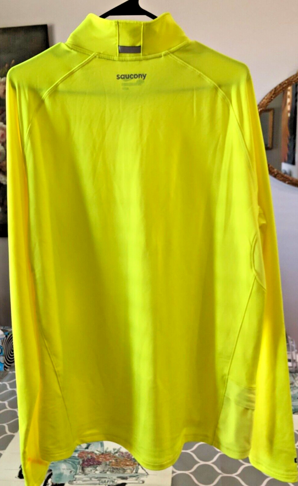 NEW Saucony XLarge Long Sleeve Running Cycling   1/4 Zip Legacy Yellow XL thumbnail 7