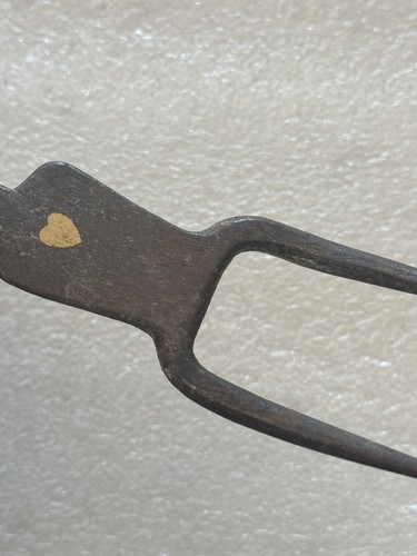 Amazing Antique Hand Forged Iron Flesh Fork Inlaid Brass Hearts Folk Art Signed - Picture 15 of 18
