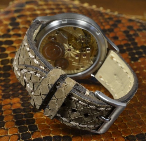 CORREA RELOJ 22 20 18 MM BEIS AUTENTICA PIEL PITON ANOBUCADA MA STRAP HECHA MANO - Imagen 5 de 11