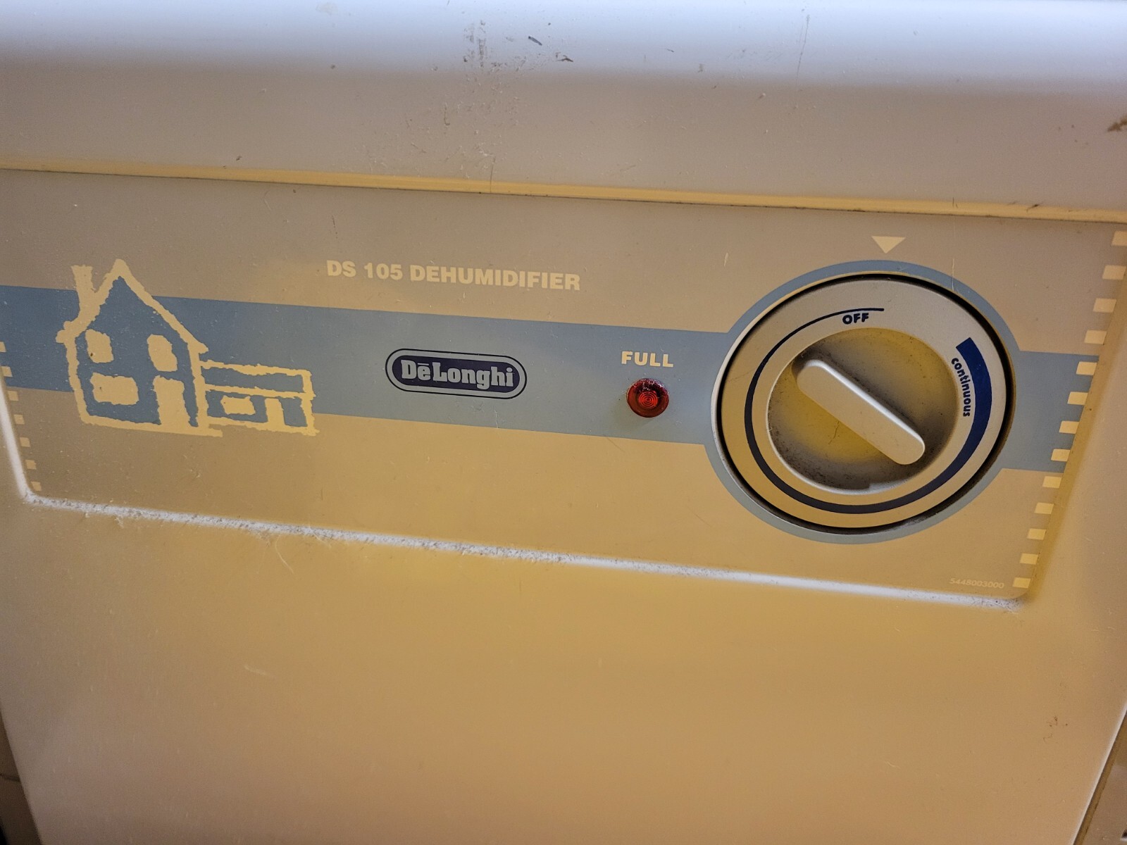 De'Longhi DS 105 Dehumidifier - White