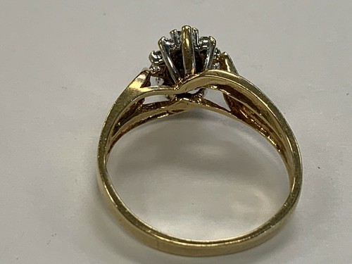 10K YELLOW GOLD ESTATE DIAMOND LADIES CLUSTER RING OXXX - Picture 4 of 6
