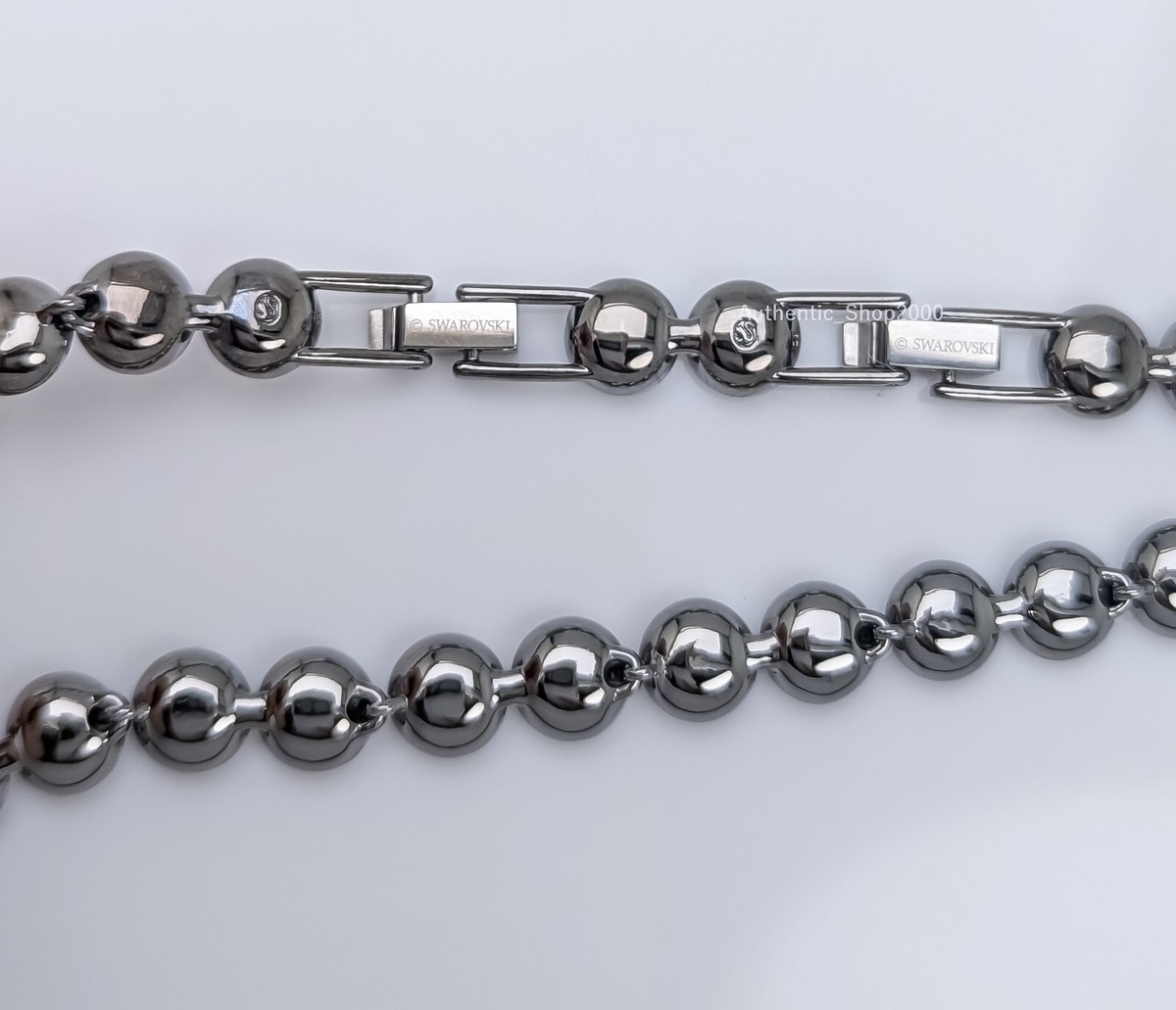 【Roen ロエン】ストール　スワロフスキー付き Super Glamorous SWAROVSKI Crystal Rhinestone Necklace. For