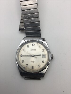 VINTAGE  Gruen Precision quartz watch 2 Star Runs. Needs Band