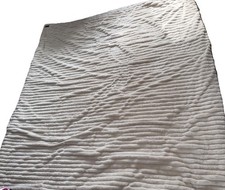 FRYE 4” Channel Faux Fur Comforter ONLY - King Size~91”x87”~Beige~1841860 EUC