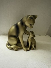 Bronze effect cat showing love to kitten figure,Cat Ornament,Gold & Black