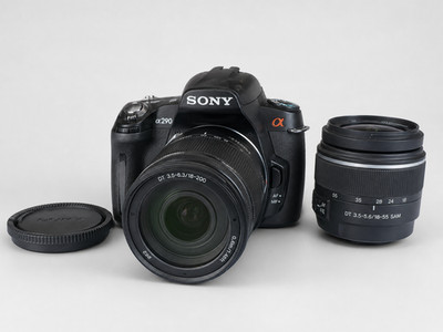 Sony Alpha A290L 14.2MP Digitalkamera - Schwarz (Kit mit 18-55mm Objektiv)