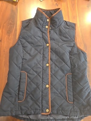 GH Bass & Co Vest Womens Size XL  Snap Up Diamond Quilted Filled Hiking Outdoors