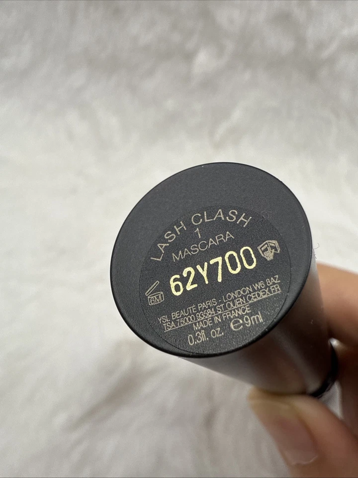 Máscara de pestañas YSL Beauty LASH CLASH Extreme Volume #1 NOIR/NEGRO 9 ml tamaño completo - nueva sin caja Foto 3 de 3