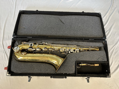 VINTAGE SILVERTONE MADE IN ELKHART TENOR SAXOPHONE + CASE