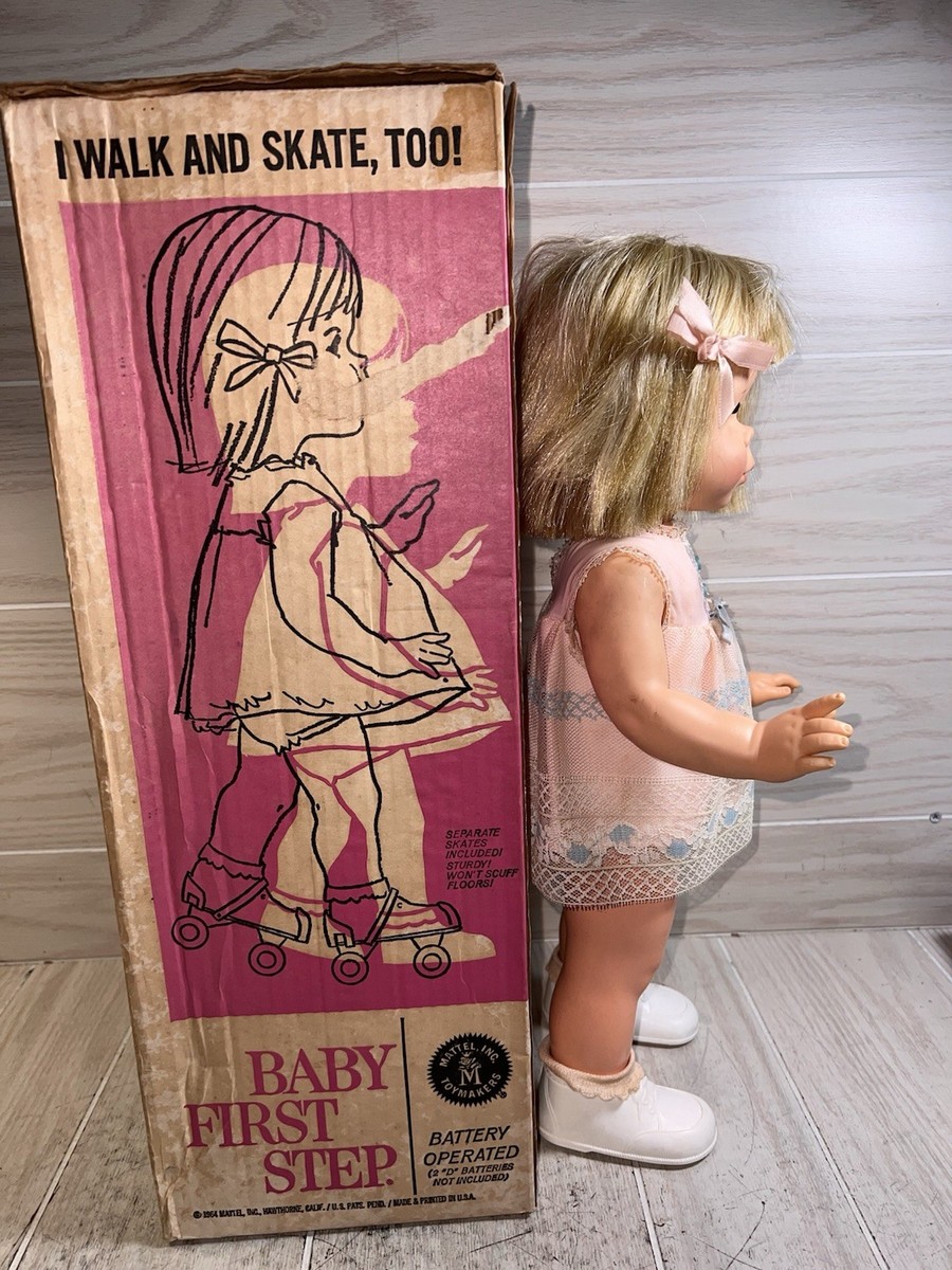 希少 1964年製 マテル社 ベビー・ファースト・ステップ 箱付 米国製 Vintage Baby First Step Doll 1964 Mattel Walking Toy /Box /Skates