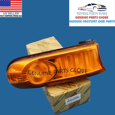 GENUINE OEM TOYOTA 07-11 FJ CRUISER LEFT FRONT TURN SIGNAL LAMP
