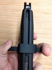 Airsoft Elite Force Glock GBB Pistol Speed Loader Finger Saver