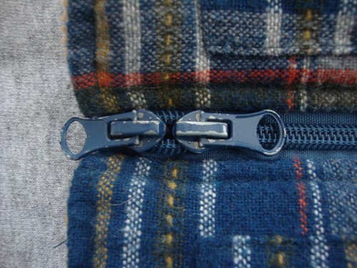 Bond & Co DOG COAT XS Insulated VEST Blue Brown Plaid Quilted Fully Fleece Lined - Picture 5 of 9