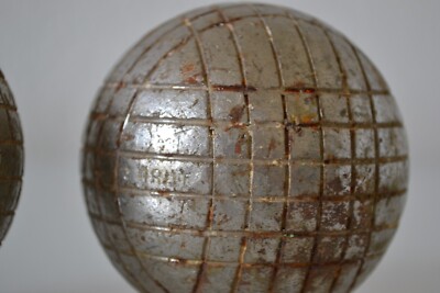 Lot De 2 Paires De Boules De Pétanque Anciennes - Années 50, Fabrication Française, Avec Emballages D'époque
