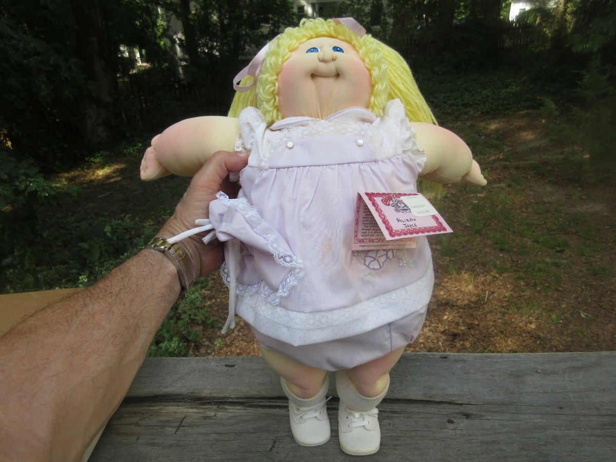 1983 First Edition Cloth Cabbage Patch Doll Xavier Roberts