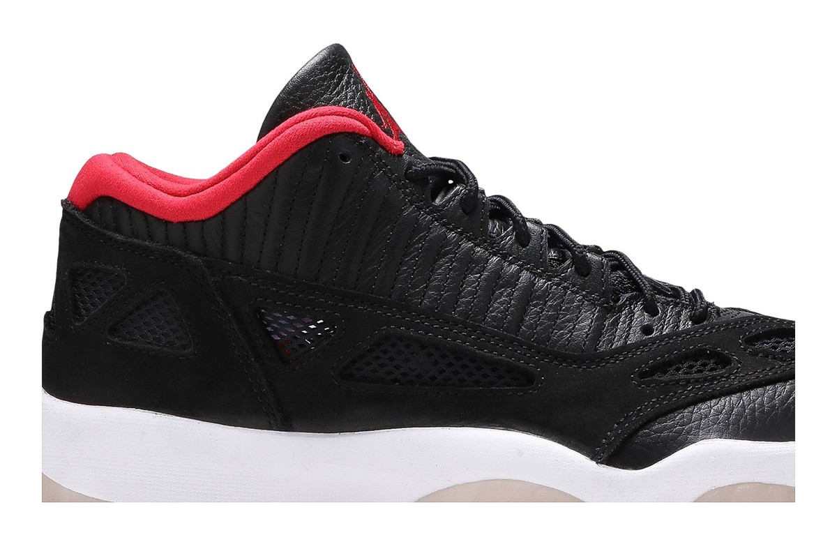 新品未使用　 AIR JORDAN 11 RETRO LOW IE BRED p_33499951_192155996_13656291.jpg