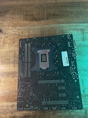 ASUS P8H61-M LX2 Motherboard i5-2320@3GHz 4GB RAM LGA1155 +IO SK689