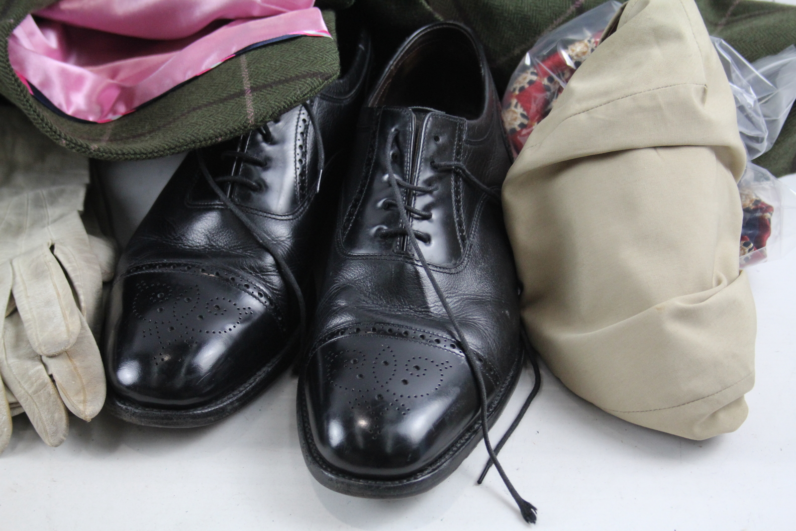 Men's Accessories Vintage Inc Loake Brogues Size 10, Top Hat, Umbrella