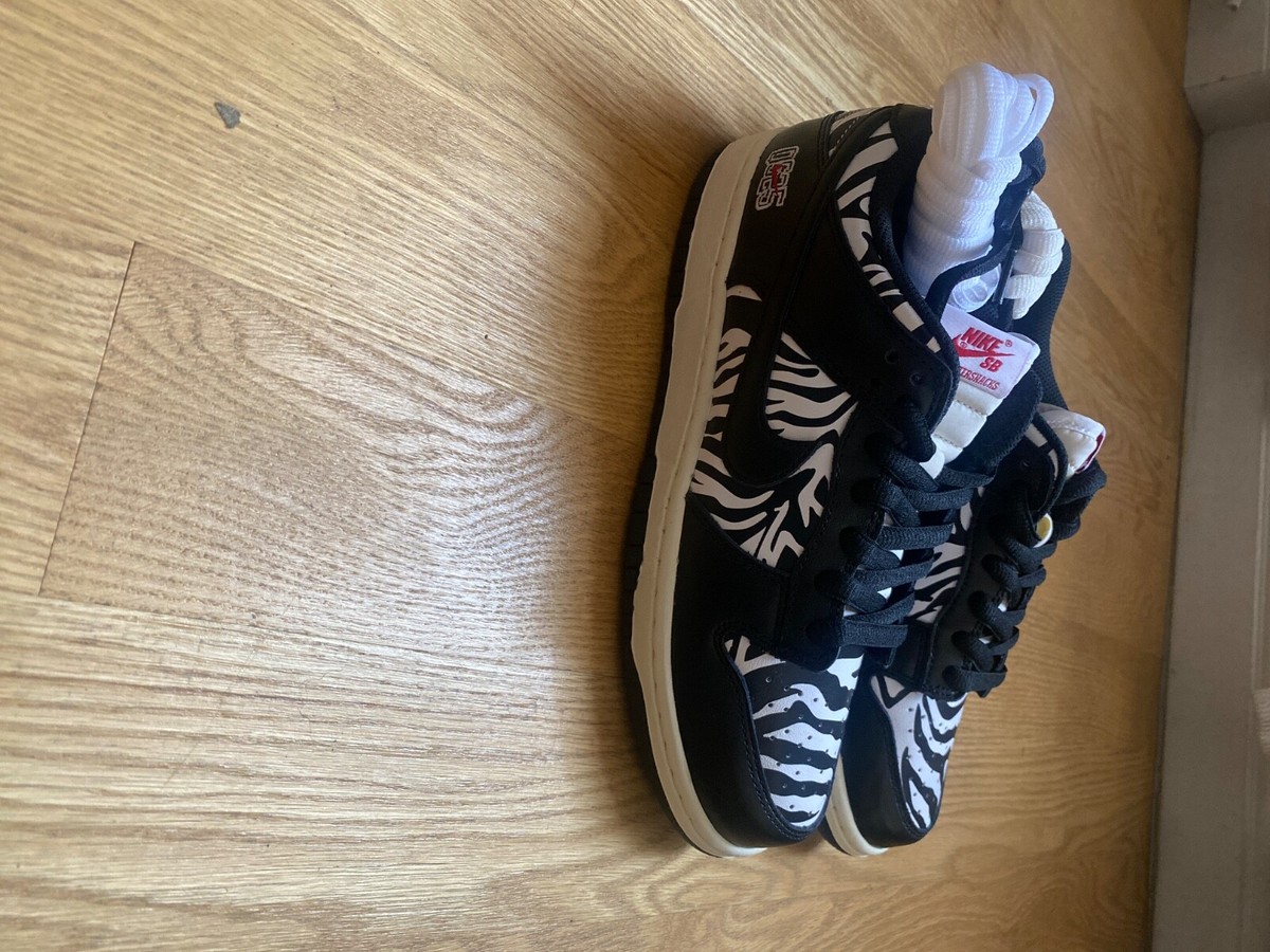 佳*之様 ＼希少価値大‼️／Quartersnacks × Nike SB Du