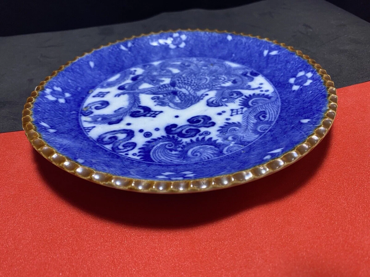 Vajilla japonesa antigua de porcelana con dragón floral azul y blanco