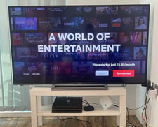 Hitachi 58 inch Smart 4K Ultra HD HDR TV – Excellent Condition