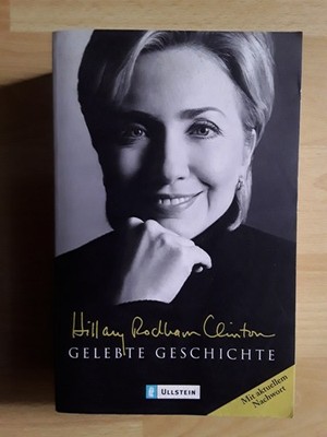 Hillary Rodham Clinton: Gelebte Geschichte, TB 2004