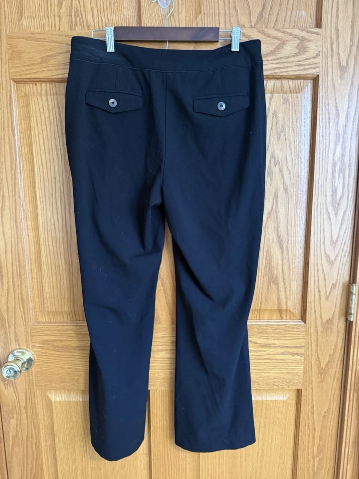 Pantalones de vestir negros para mujer Roz and Ali 14P cápsula básica mínima de negocios Foto 2 de 4