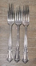WM A Rogers Sectional Oneida LTD  Silverplate VALLEY ROSE  3 Forks  VTG