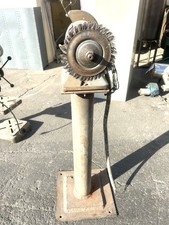 B-0093 Baldor Cat. 782 Industrial 1/2 HP Pede...
