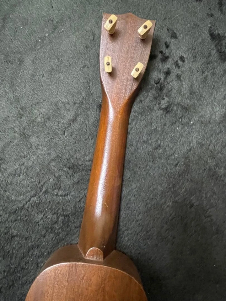 Vintage GRETSCH Ukulele - Image 4 of 4
