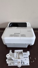 Epson PowerLite 685W WXGA Ultra Short Throw 3LCD Projector H744A HDMI. Lot 4