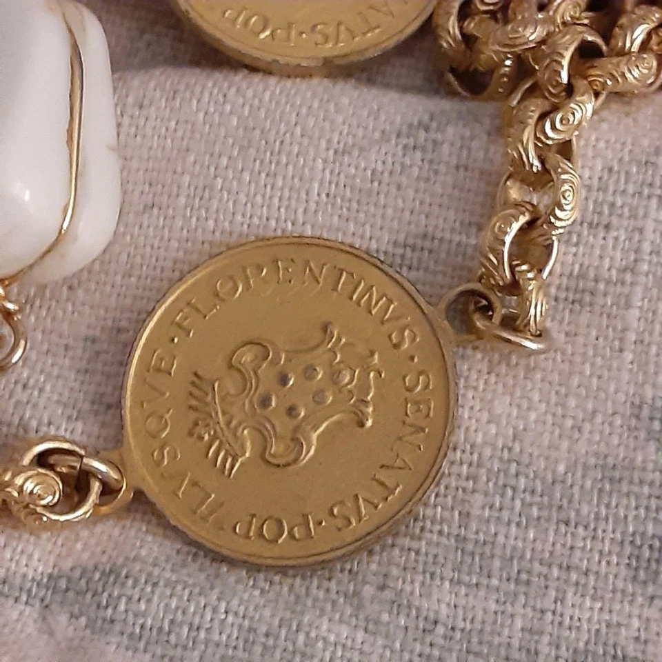 Clásico Eslabón Estilo Cadena Tono Oro 36" Largo Collar Imitación Monedas Cuentas Blancas Foto 4 de 4