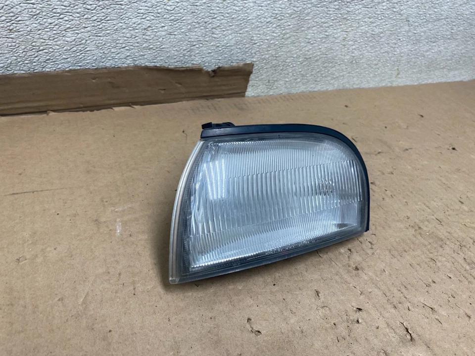 Infiniti J30 Y32 1993 a 1997 luz de esquina delantera lado del conductor lámpara U8626 PS Foto 3 de 4