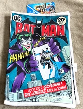 NEW Batman DC Comic Book Crinkle DOG or CAT TOY By Fetch for Pets Joker 12” x 8”