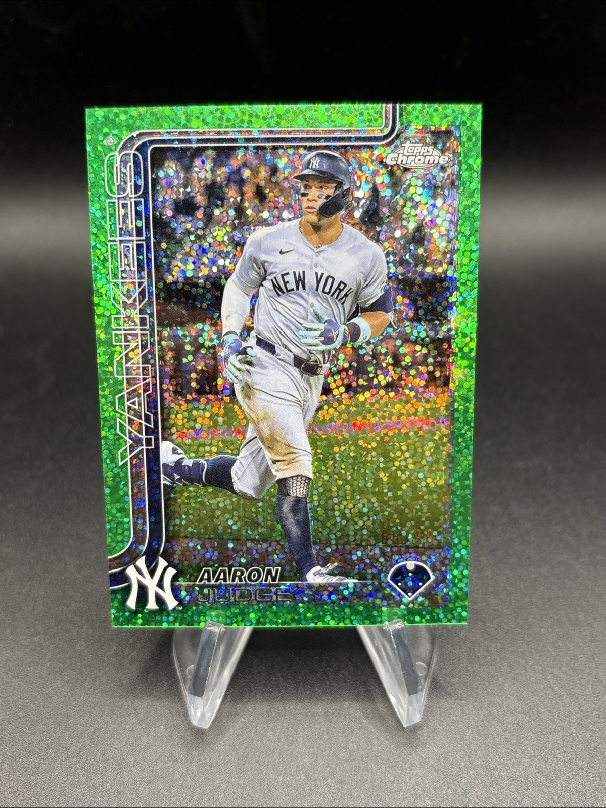 2025 Topps Chrome AARON JUDGE Image Variation Green Speckle SP /99 Yankees